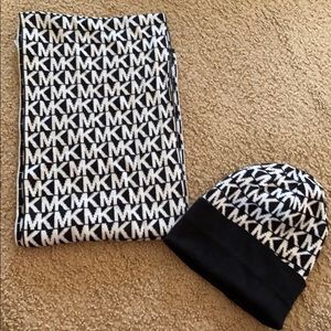 Scarf & hat set